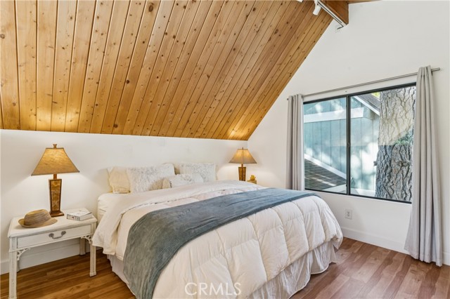 Detail Gallery Image 24 of 57 For 113 Brentwood, Lake Arrowhead,  CA 92352 - 6 Beds | 5/1 Baths