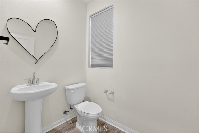 Detail Gallery Image 24 of 55 For 8405 N Fusion, Northridge,  CA 91325 - 4 Beds | 4 Baths