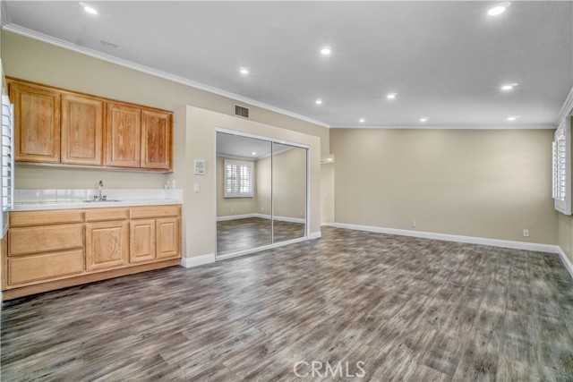 9455 Brandon Court, Northridge CA: https://media.crmls.org/medias/9be98bc5-c5c8-45a7-a4ca-e841e76e13cd.jpg