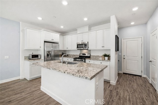 Detail Gallery Image 13 of 45 For 22838 Concord #80,  Saugus,  CA 91350 - 3 Beds | 2/1 Baths