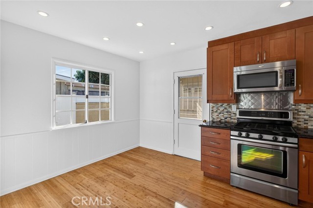 Detail Gallery Image 12 of 49 For 2432 W 237th Pl, Torrance,  CA 90501 - 3 Beds | 1 Baths