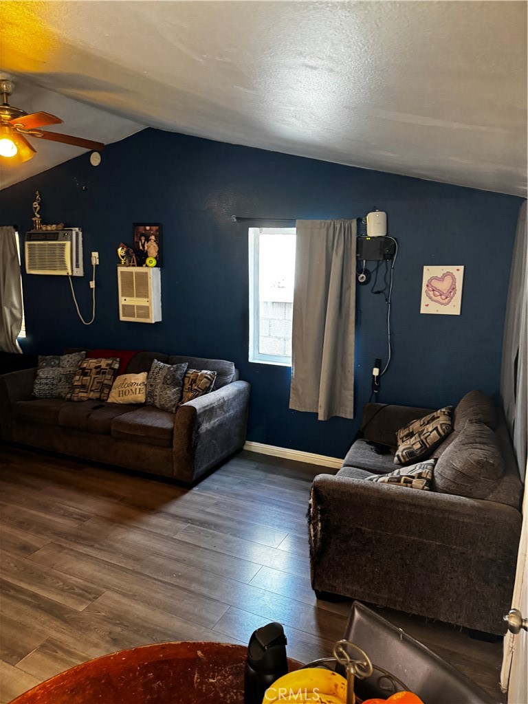 MLS #DW25203207 image #8