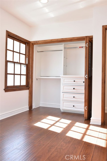 Detail Gallery Image 25 of 45 For 5235 San Feliciano Dr, Woodland Hills,  CA 91364 - 5 Beds | 4 Baths