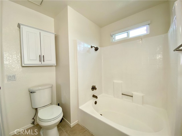 Image 14 for 399   Tava LN