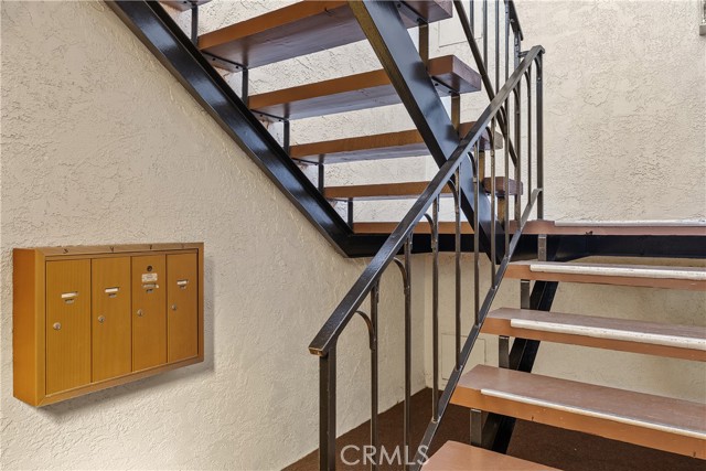 Detail Gallery Image 7 of 31 For 14005 Milbank St #7,  Sherman Oaks,  CA 91423 - 1 Beds | 1 Baths