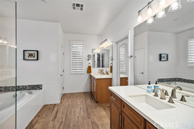 19 Via Cuenta Nueva, San Clemente CA: https://media.crmls.org/medias/9bed98ba-3797-479d-a87c-792cb59e6e2d.jpg