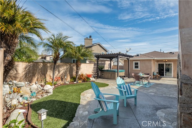 3003 Johnston Avenue, Redondo Beach, California 90278, 3 Bedrooms Bedrooms, ,2 BathroomsBathrooms,Residential,Sold,Johnston,SB22044317