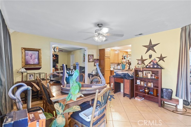 15856 Cadwell Street, La Puente CA: https://media.crmls.org/medias/9beecb8f-1a20-457d-8782-23664cfd6d10.jpg