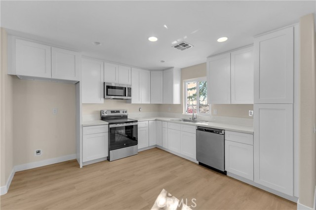 Image 7 of 39 For 1341 Beach Club Drive