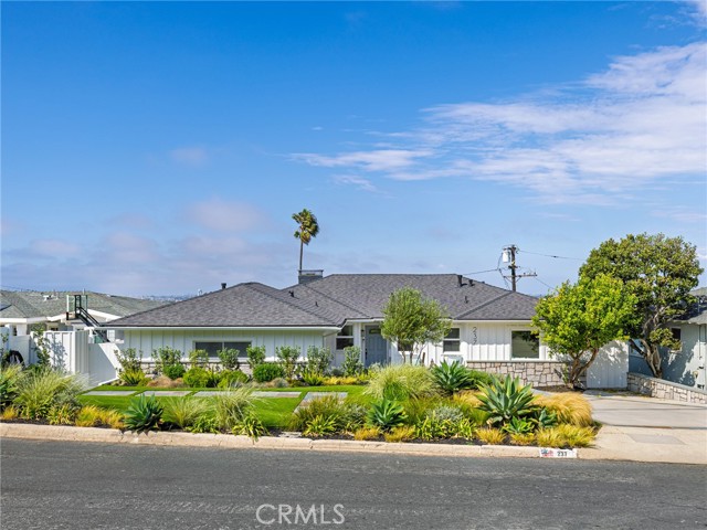 237 Via Los Miradores, Redondo Beach CA: https://media.crmls.org/medias/9bf00d01-05ac-40ac-902b-3e8b712d0cf3.jpg
