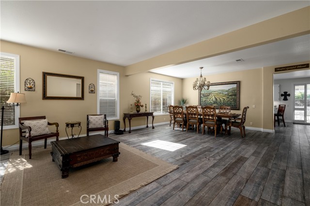 Detail Gallery Image 10 of 44 For 29948 Sycamore Ridge, Murrieta,  CA 92563 - 5 Beds | 4 Baths