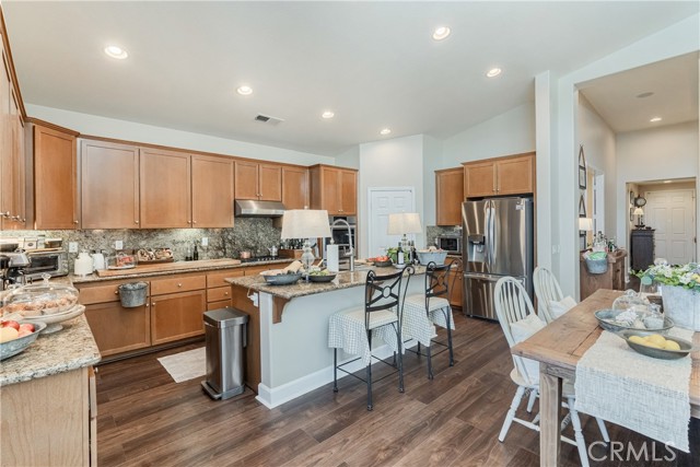 Detail Gallery Image 11 of 72 For 31831 Ridge Berry, Winchester,  CA 92596 - 3 Beds | 3 Baths