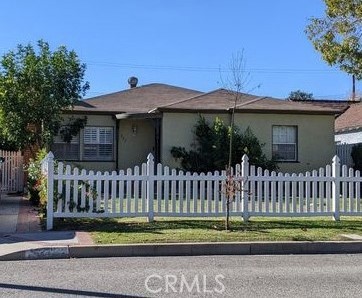 Detail Gallery Image 6 of 23 For 527 S Orchard Dr, Burbank,  CA 91506 - 4 Beds | 1/1 Baths