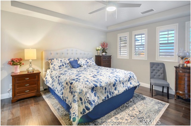 2 Hinterland Way, Ladera Ranch CA: https://media.crmls.org/medias/9bf169da-103a-4d58-bbe6-90f36b11628d.jpg