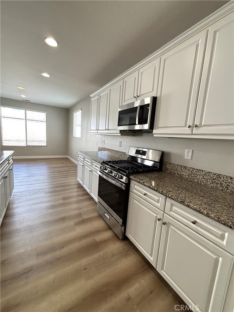 MLS #OC25175723 img 9