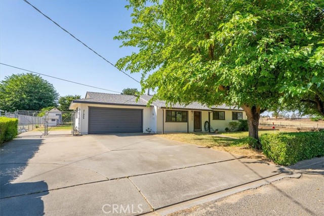 21999 Riverside Avenue, Red Bluff CA: https://media.crmls.org/medias/9bf1bb26-31b1-4e80-b071-ba199dad4c14.jpg