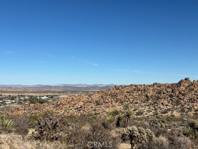 Detail Gallery Image 7 of 8 For 7085 Alturas Dr, Joshua Tree,  CA 92252 - – Beds | – Baths