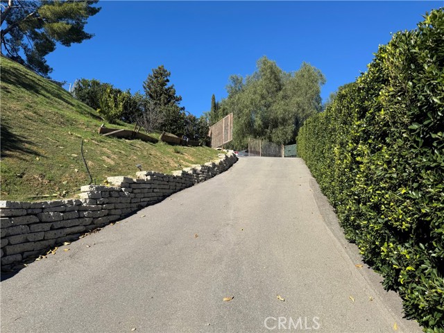 Detail Gallery Image 19 of 19 For 3 Ambar Dr, Woodland Hills,  CA 91364 - – Beds | – Baths