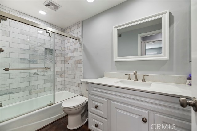 Detail Gallery Image 20 of 34 For 25075 Owens Lake, Lake Forest,  CA 92630 - 4 Beds | 3 Baths