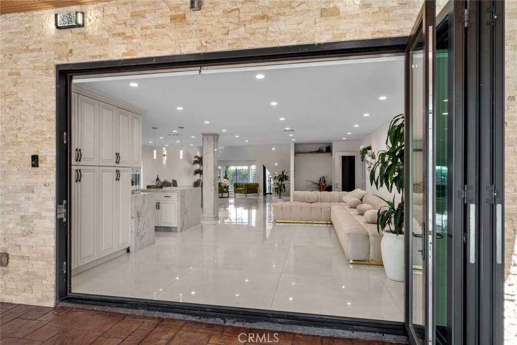 9Bf43C65 59D7 4Bb5 A102 1629A89F196C 6355 Yolanda Avenue, Tarzana, Ca 91335 &Lt;Span Style='BackgroundColor:transparent;Padding:0Px;'&Gt; &Lt;Small&Gt; &Lt;I&Gt; &Lt;/I&Gt; &Lt;/Small&Gt;&Lt;/Span&Gt;