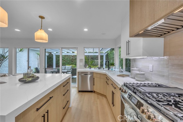 Image 15 of 50 For 20441 Whitetree Circle