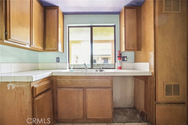 Detail Gallery Image 13 of 33 For 2506 E Willow Street #302,  Signal Hill,  CA 90755 - 2 Beds | 2 Baths