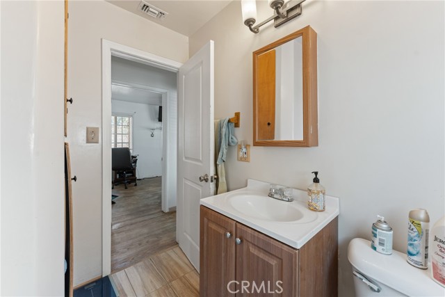 Detail Gallery Image 19 of 27 For 944 S Russelee Dr, West Covina,  CA 91790 - 2 Beds | 1 Baths