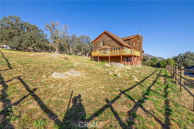 Detail Gallery Image 6 of 63 For 24401 Serra Pl, Tehachapi,  CA 93561 - 4 Beds | 3/1 Baths