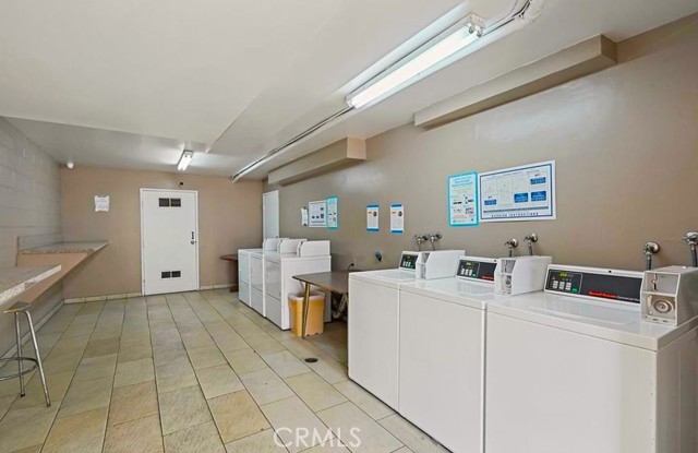 Detail Gallery Image 14 of 14 For 5036 Echo St #201,  Los Angeles,  CA 90042 - 2 Beds | 1 Baths