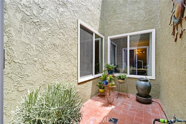 2671 N River Trail Road, Orange CA: https://media.crmls.org/medias/9bf6ca7a-bffe-42b7-9f2c-89f57da84704.jpg