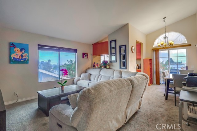 Detail Gallery Image 8 of 30 For 1775 Freeman Ave #304,  Long Beach,  CA 90804 - 2 Beds | 2 Baths