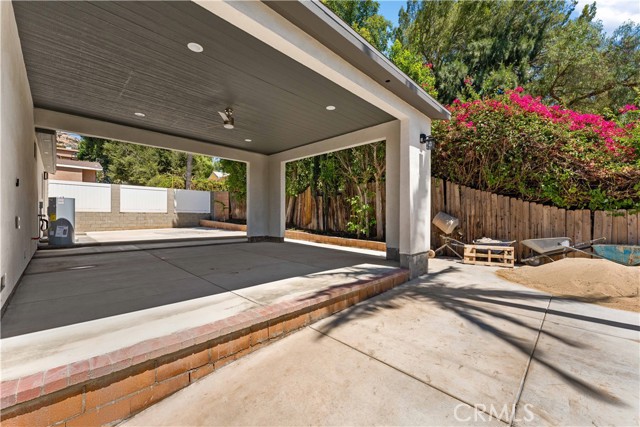 Detail Gallery Image 33 of 34 For 9310 Thompson Ave, Chatsworth,  CA 91311 - 3 Beds | 2 Baths