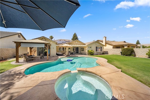 9403 Big Bear Lake Court, Bakersfield CA: https://media.crmls.org/medias/9bf7bd5d-669a-4907-bc43-177d706c0d22.jpg