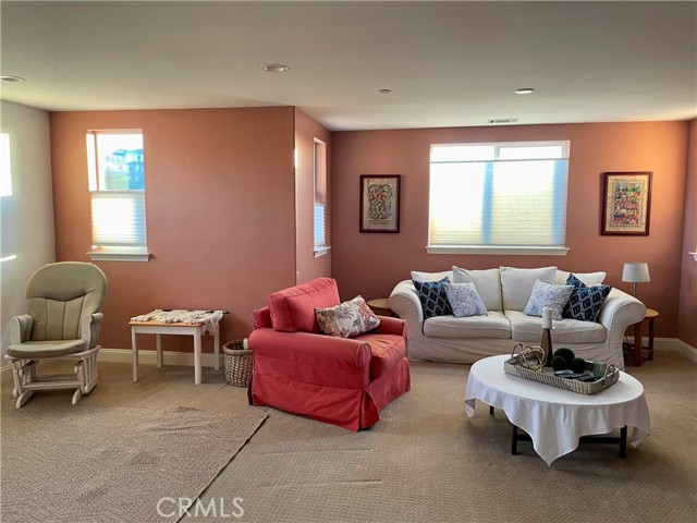 Detail Gallery Image 9 of 12 For 5641 Kai Ct, Santa Maria,  CA 93455 - 3 Beds | 2/1 Baths