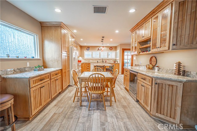 Detail Gallery Image 8 of 38 For 2650 Belburn Pl, Simi Valley,  CA 93065 - 5 Beds | 2 Baths