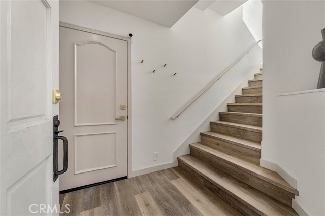 Detail Gallery Image 3 of 36 For 93 Lehigh Aisle, Irvine,  CA 92612 - 2 Beds | 2 Baths