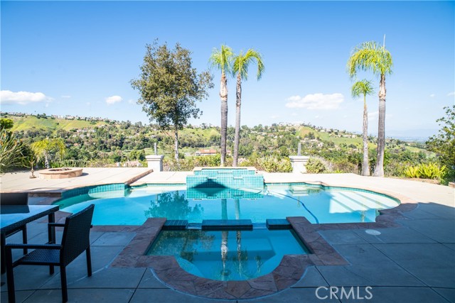 Detail Gallery Image 33 of 45 For 24825 Alexandra Ct, Calabasas,  CA 91302 - 5 Beds | 4/1 Baths