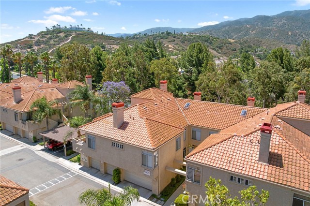 3190 Altura Court, Corona CA: https://media.crmls.org/medias/9bf981aa-24eb-4b1c-a4c2-74f3d05952a7.jpg