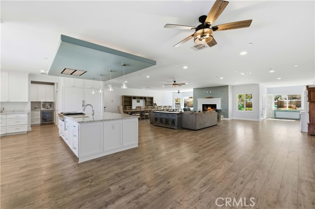 Detail Gallery Image 28 of 74 For 4241 W Avenue N3, Palmdale,  CA 93551 - 4 Beds | 4/2 Baths