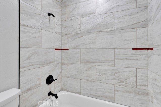 Detail Gallery Image 18 of 45 For 15596 Del Rey Dr, Victorville,  CA 92395 - 3 Beds | 2 Baths