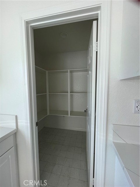 Detail Gallery Image 5 of 24 For 20107 Curaco Ct, Riverside,  CA 92507 - 5 Beds | 3/1 Baths