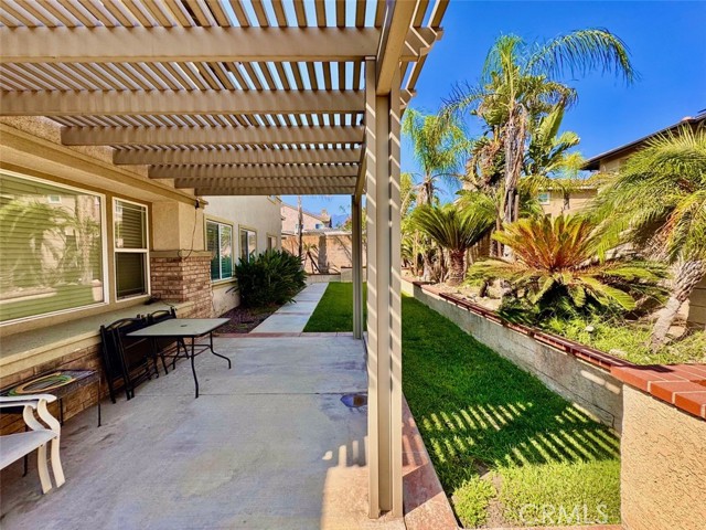 7425 Estancia Court, Rancho Cucamonga CA: https://media.crmls.org/medias/9bfbf571-b61c-426c-9032-889776b71750.jpg