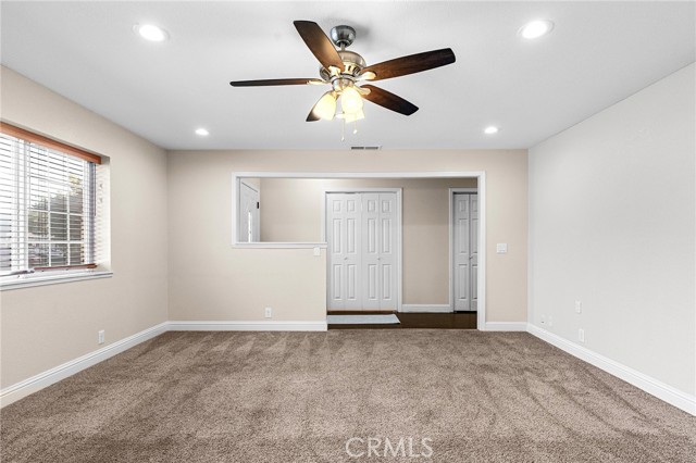 18 Jasper Drive, Chico CA: https://media.crmls.org/medias/9bfc2608-a414-41a2-bc38-3693e10d8c12.jpg