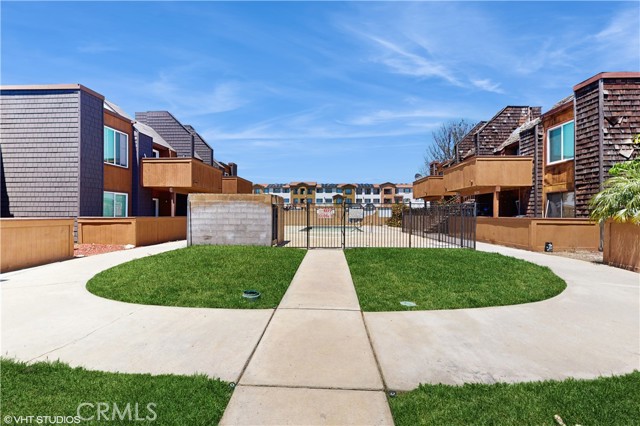 Detail Gallery Image 21 of 23 For 9020 Newport Ave #17,  Fontana,  CA 92335 - 2 Beds | 2 Baths