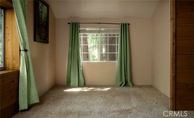 Detail Gallery Image 7 of 13 For 407 Dolly Varden Dr, Lake Arrowhead,  CA 92352 - 3 Beds | 2 Baths