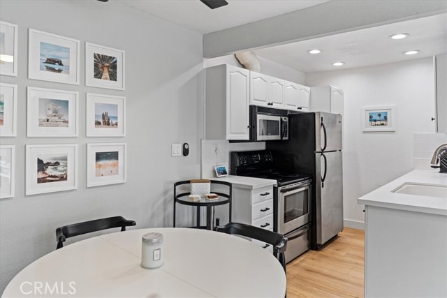 Detail Gallery Image 17 of 42 For 8163 Redlands #2,  Playa Del Rey,  CA 90293 - 1 Beds | 1 Baths