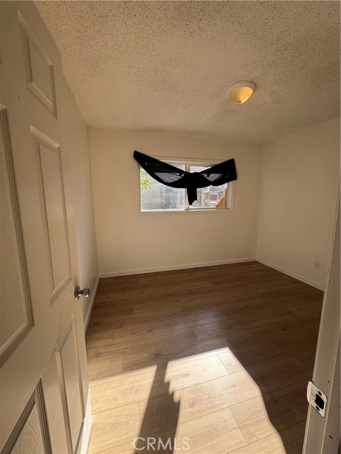 Detail Gallery Image 15 of 28 For 144 E Avenue Q, Palmdale,  CA 93550 - 3 Beds | 1/1 Baths