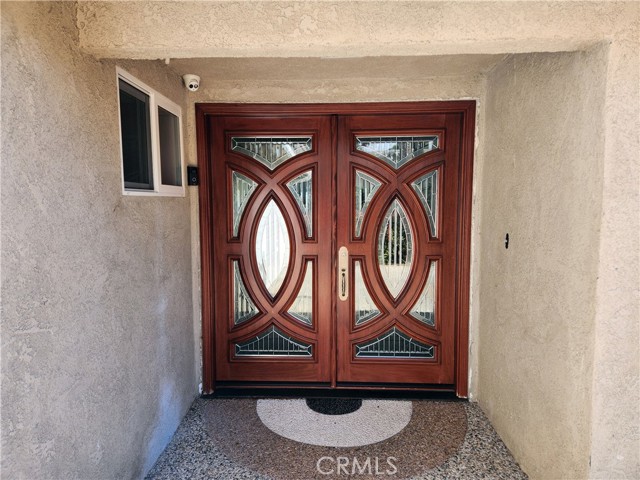 Detail Gallery Image 5 of 33 For 5732 Wallis Ln, Woodland Hills,  CA 91367 - 4 Beds | 2/1 Baths