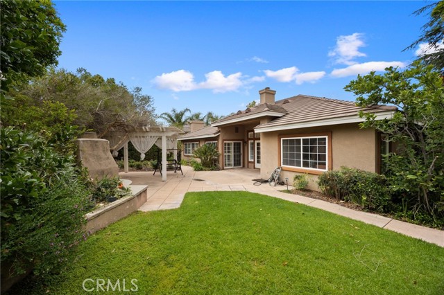 5675 W Overlook Drive, Rancho Cucamonga CA: https://media.crmls.org/medias/9bfdc362-ad61-4f26-9d77-611aeca4868b.jpg
