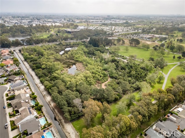 Detail Gallery Image 53 of 56 For 6561 Sabbicas Cir, Huntington Beach,  CA 92647 - 4 Beds | 3 Baths